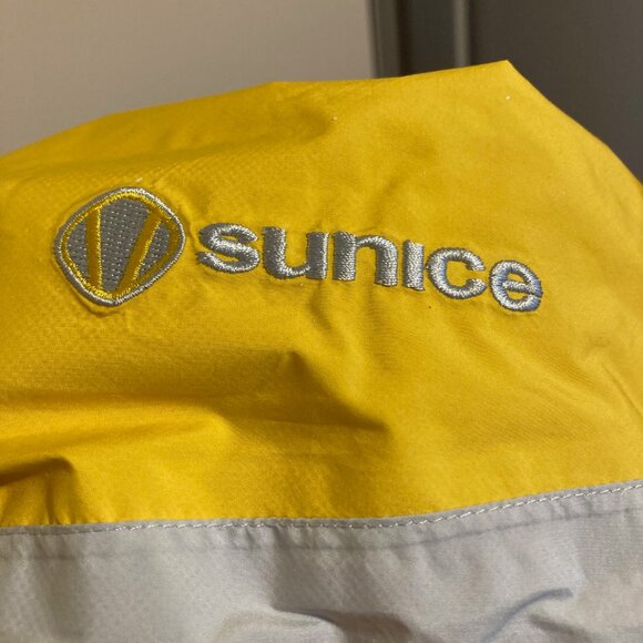 #25 Men's Sunice Windbreaker, Size XL - Picture 6 of 10